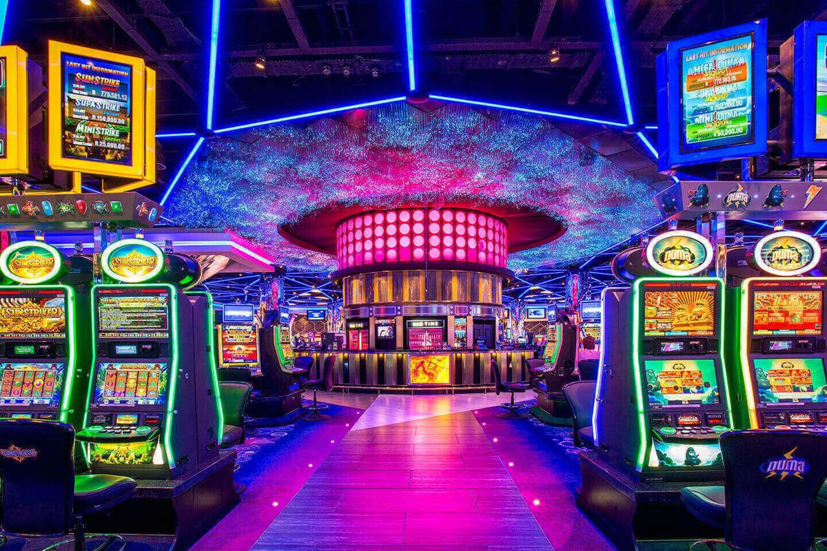 Suncoast Casino کیسینو میں سلاٹ کھیلنا شروع کریں۔